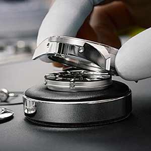 朗格手表表带生锈如何处理